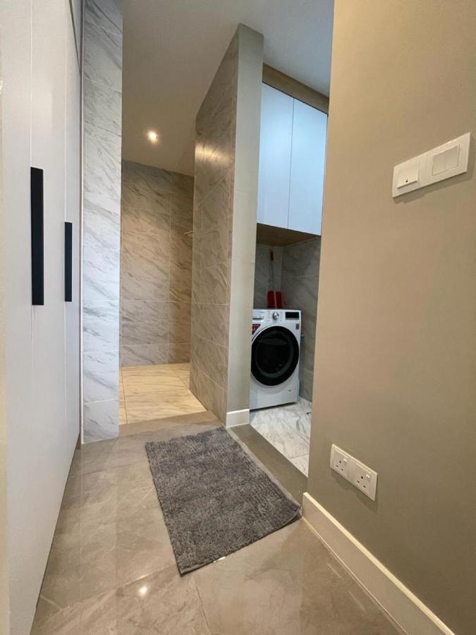 Imperio.res - 10min To Jonker - Privateroom 3- 4pax Apartment